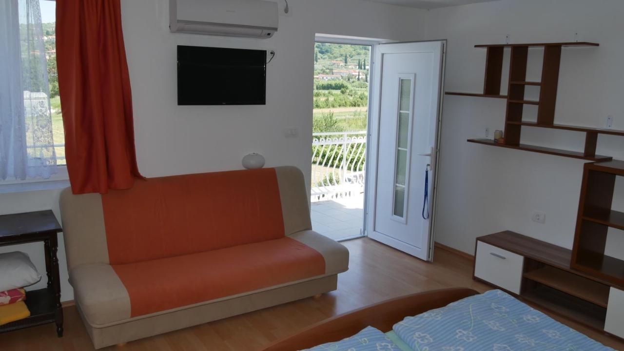 Penzion Palma Apartment Secovlje Bagian luar foto